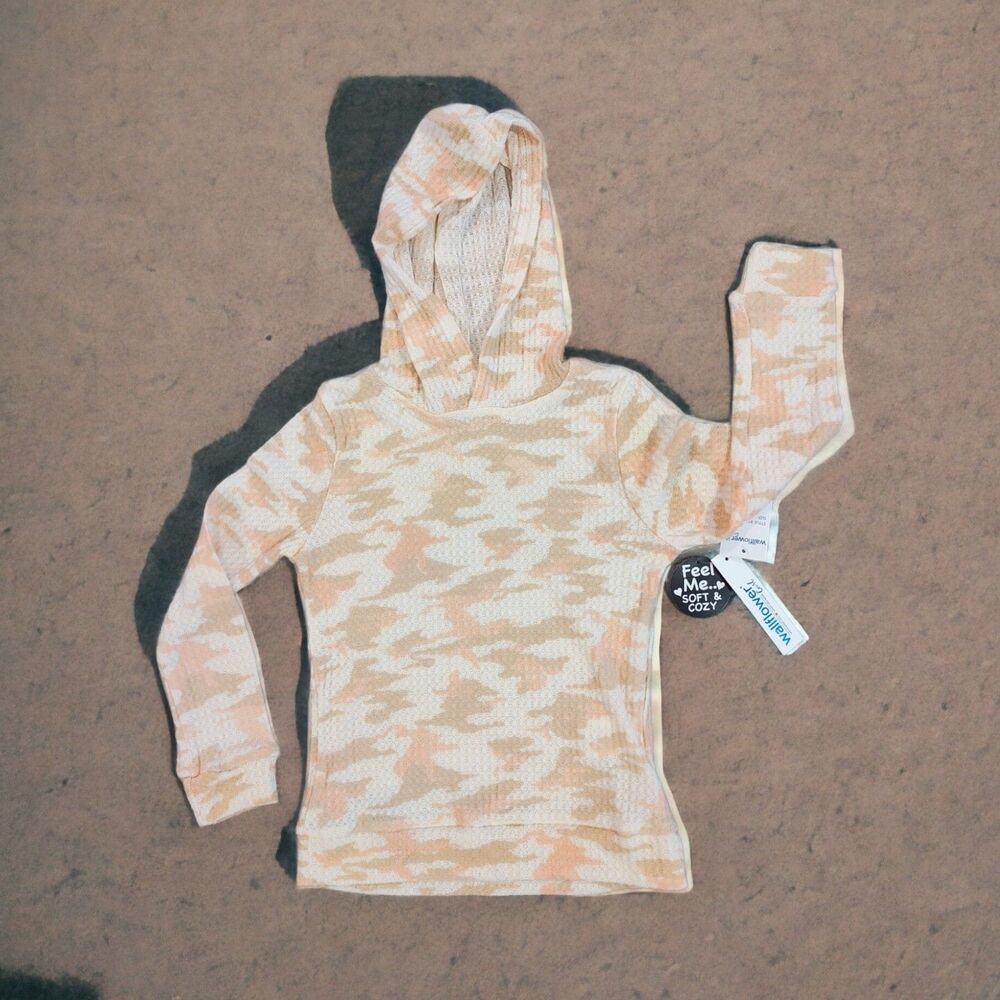 Wallflower Girls Yellow and Pink Camouflage Hooded Sweater, Soft! Size 5-6 M